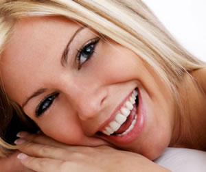 Link to more info about Porcelain Veneers