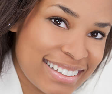 Shine For Your Special Occasion by Whitening Your Teeth